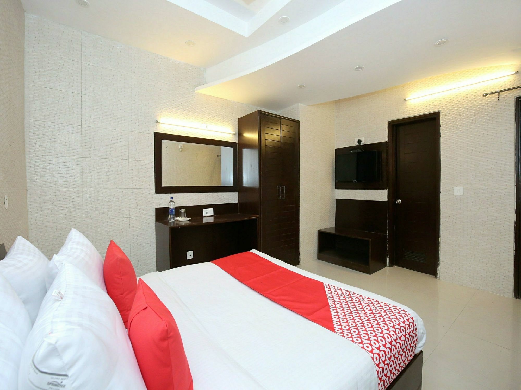Hotel Oscar Regency Panchkula Luaran gambar