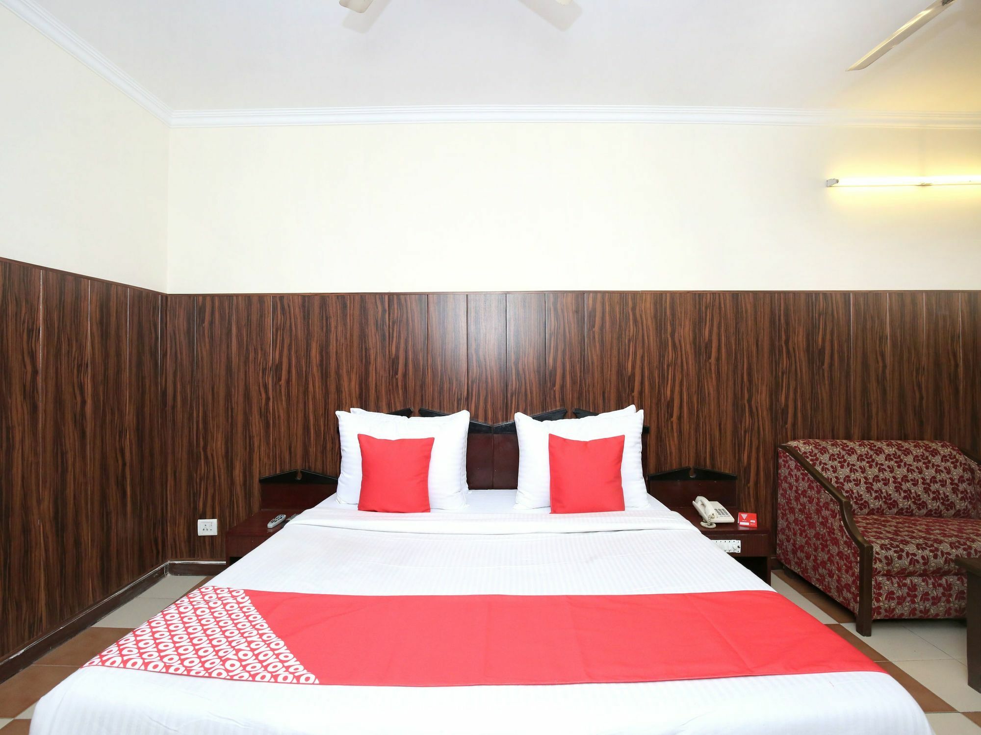 Hotel Oscar Regency Panchkula Luaran gambar